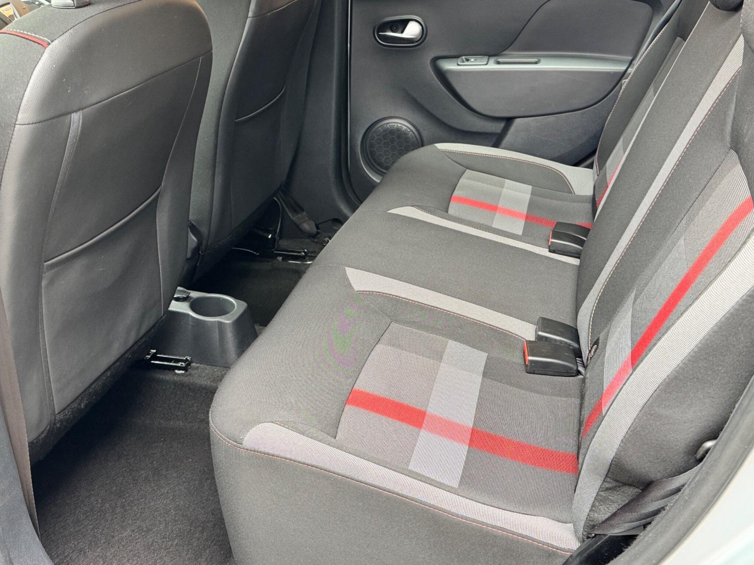 Used Dacia Sandero Stepway 2019 for sale - 76326740: Photo 11