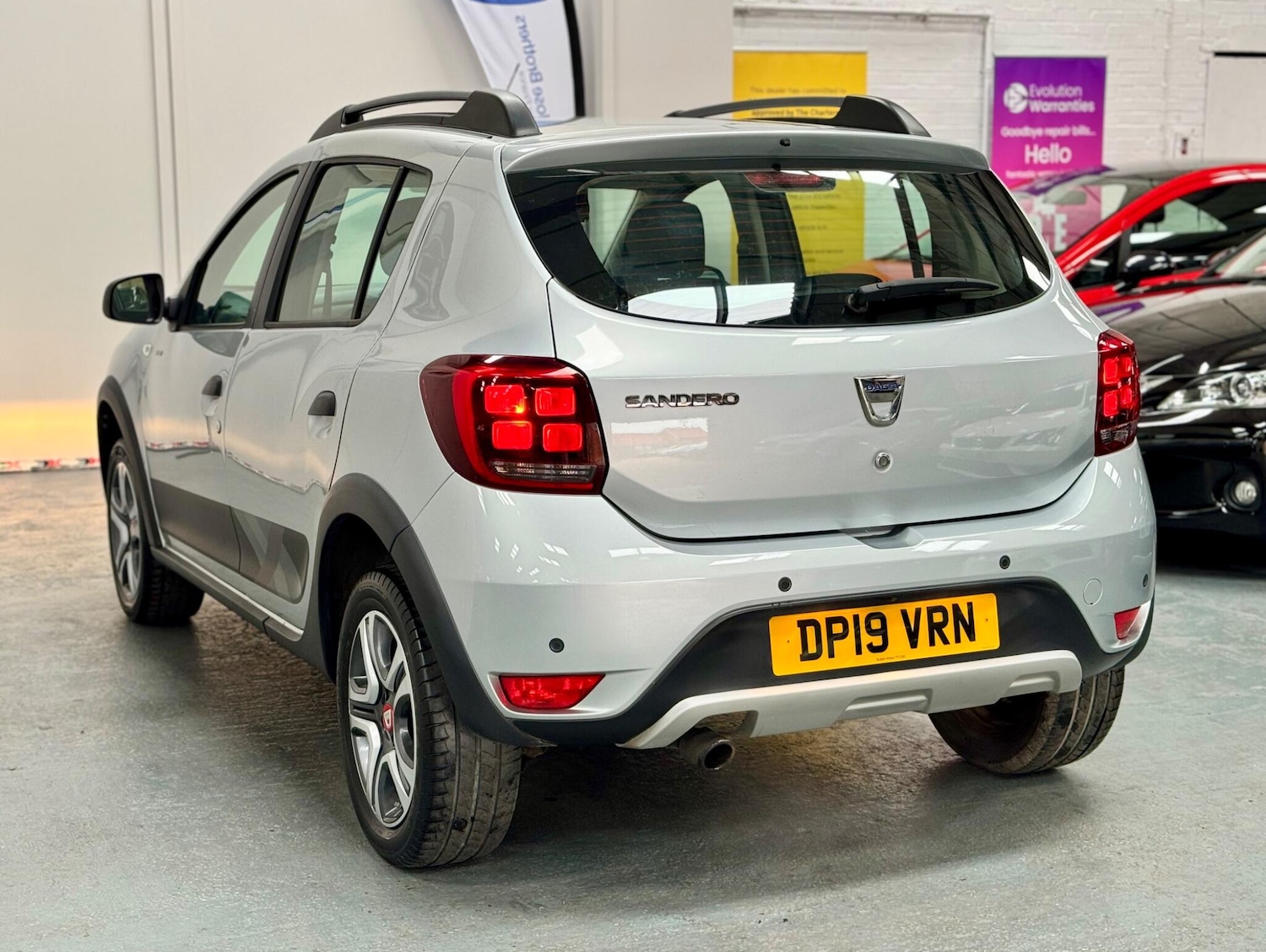 Used Dacia Sandero Stepway 2019 for sale - 76326740: Photo 13