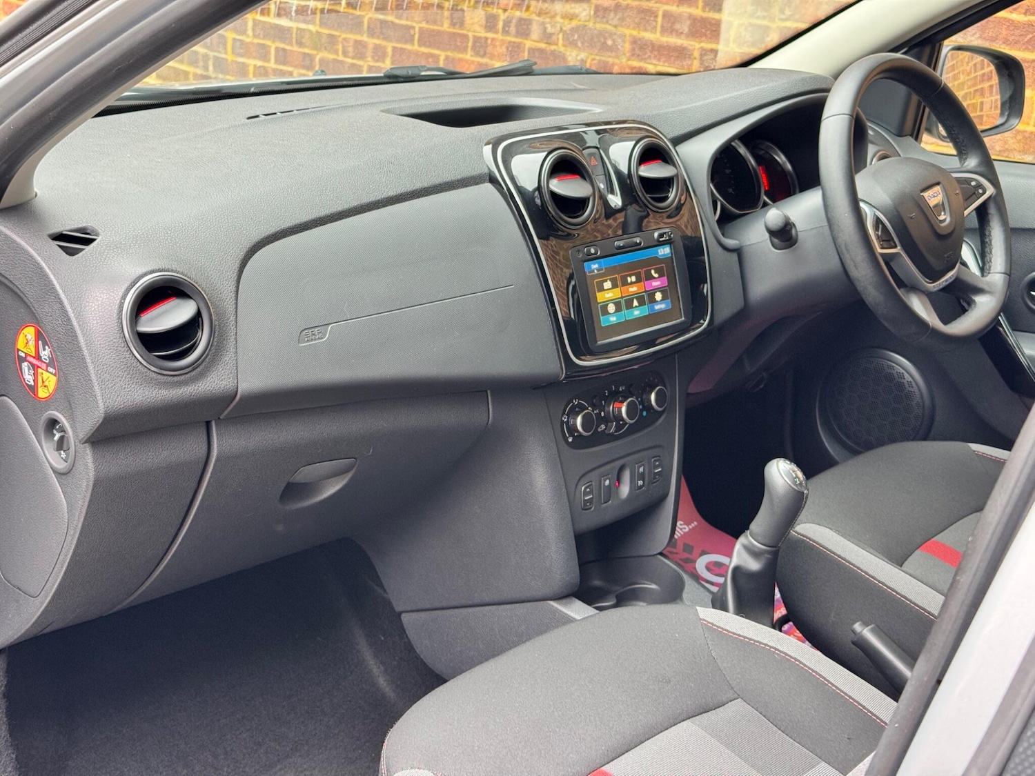 Used Dacia Sandero Stepway 2019 for sale - 76326740: Photo 25