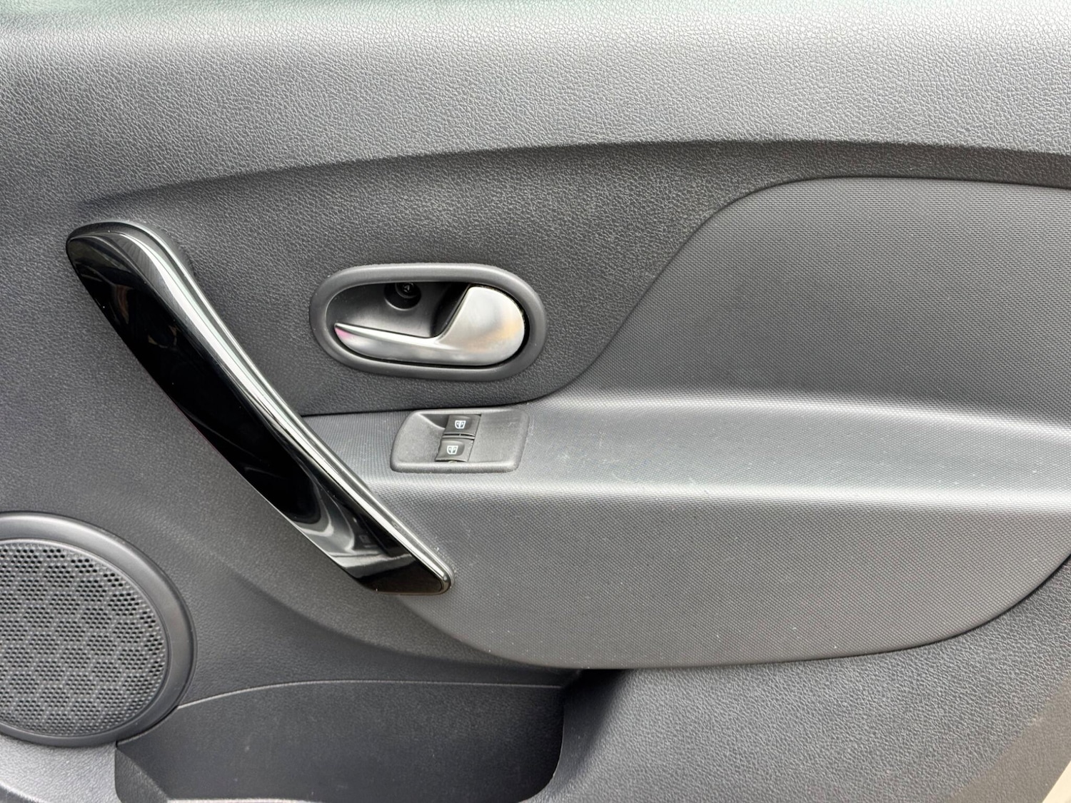 Used Dacia Sandero Stepway 2019 for sale - 76326740: Photo 37