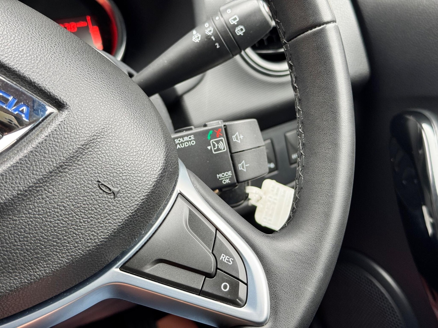 Used Dacia Sandero Stepway 2019 for sale - 76326740: Photo 46