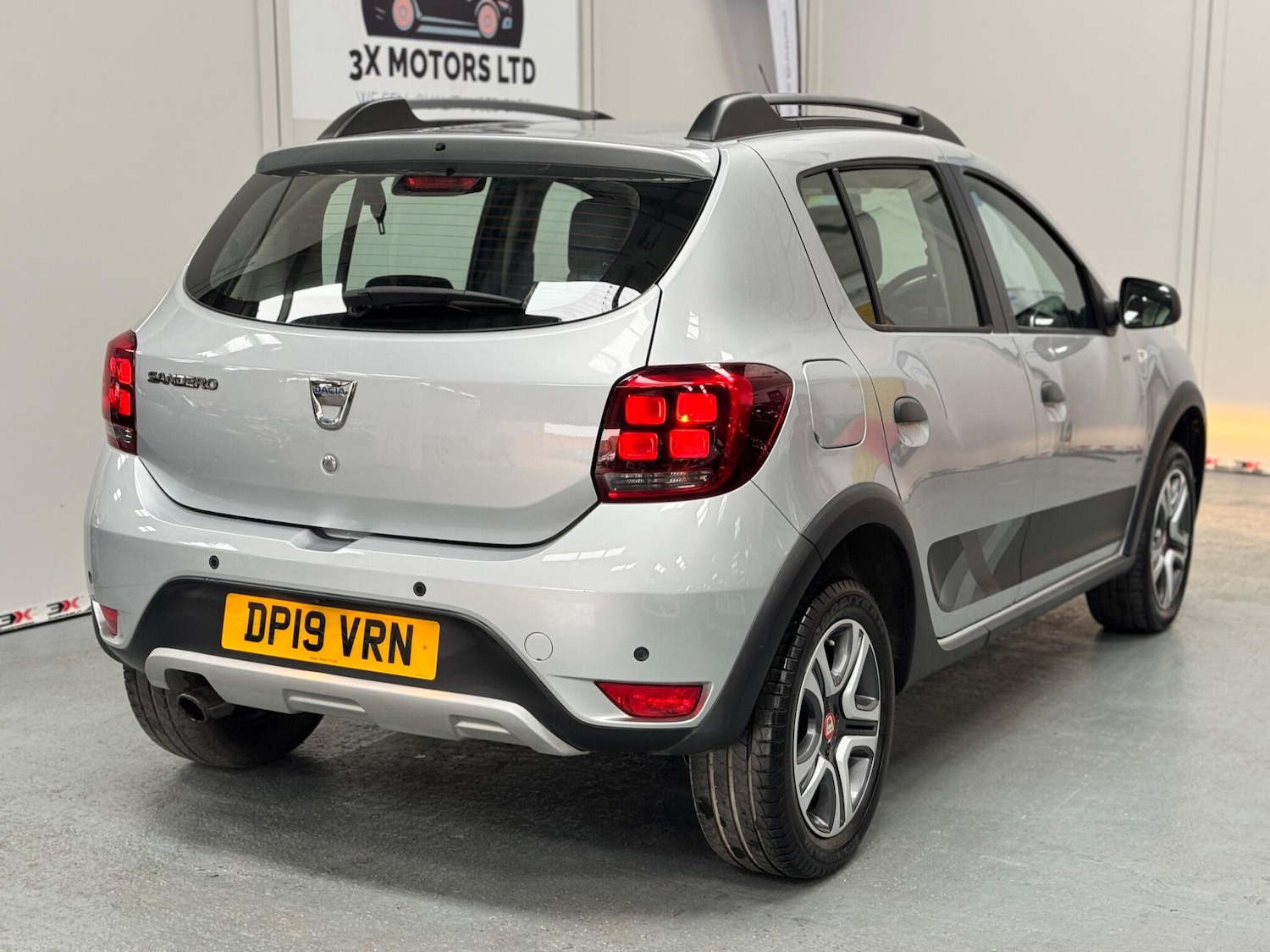 Used Dacia Sandero Stepway 2019 for sale - 76326740: Photo 9