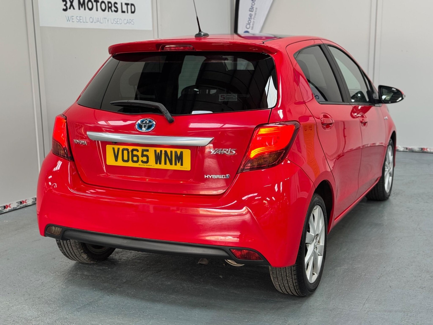 Used Toyota Yaris 2015 for sale - 76326744: Photo 8