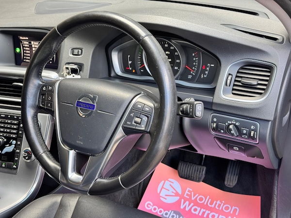 Used Volvo V60 2017 for sale - 76326745: Photo 25