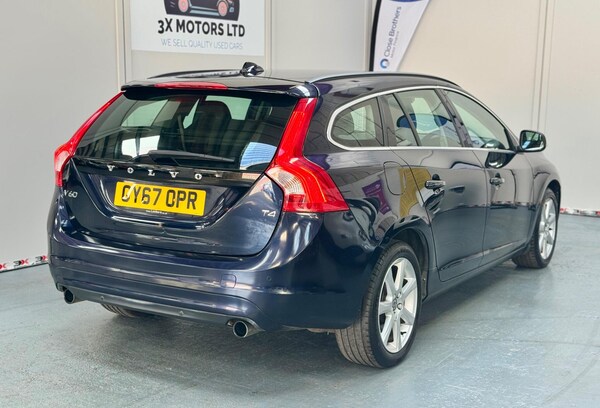 Used Volvo V60 2017 for sale - 76326745: Photo 8