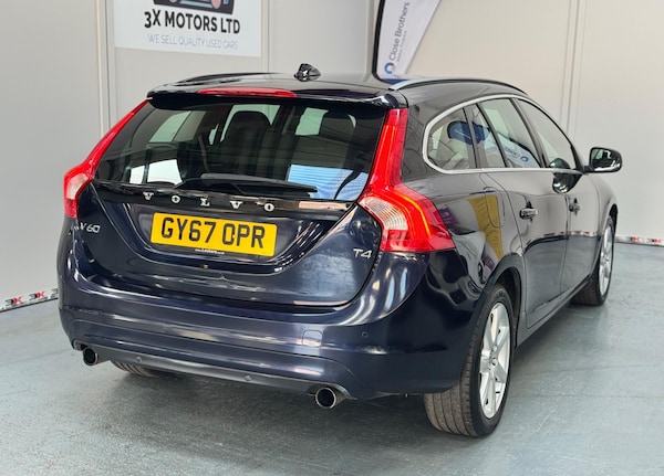 Used Volvo V60 2017 for sale - 76326745: Photo 9