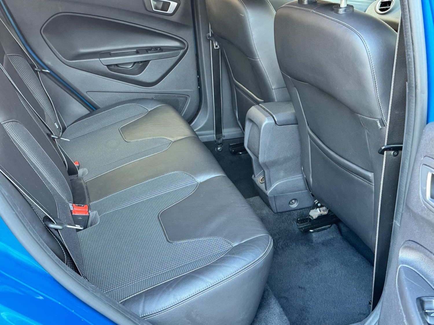 Used Ford Fiesta 2013 for sale - 76742339: Photo 10