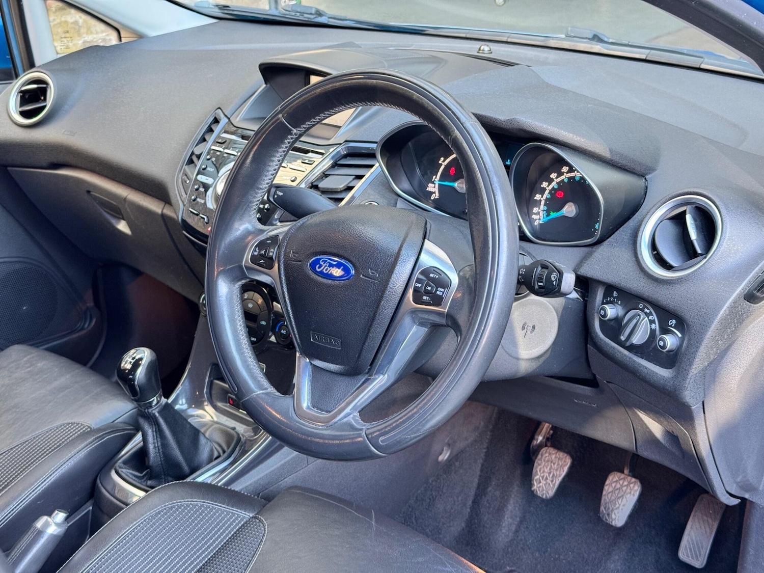 Used Ford Fiesta 2013 for sale - 76742339: Photo 23