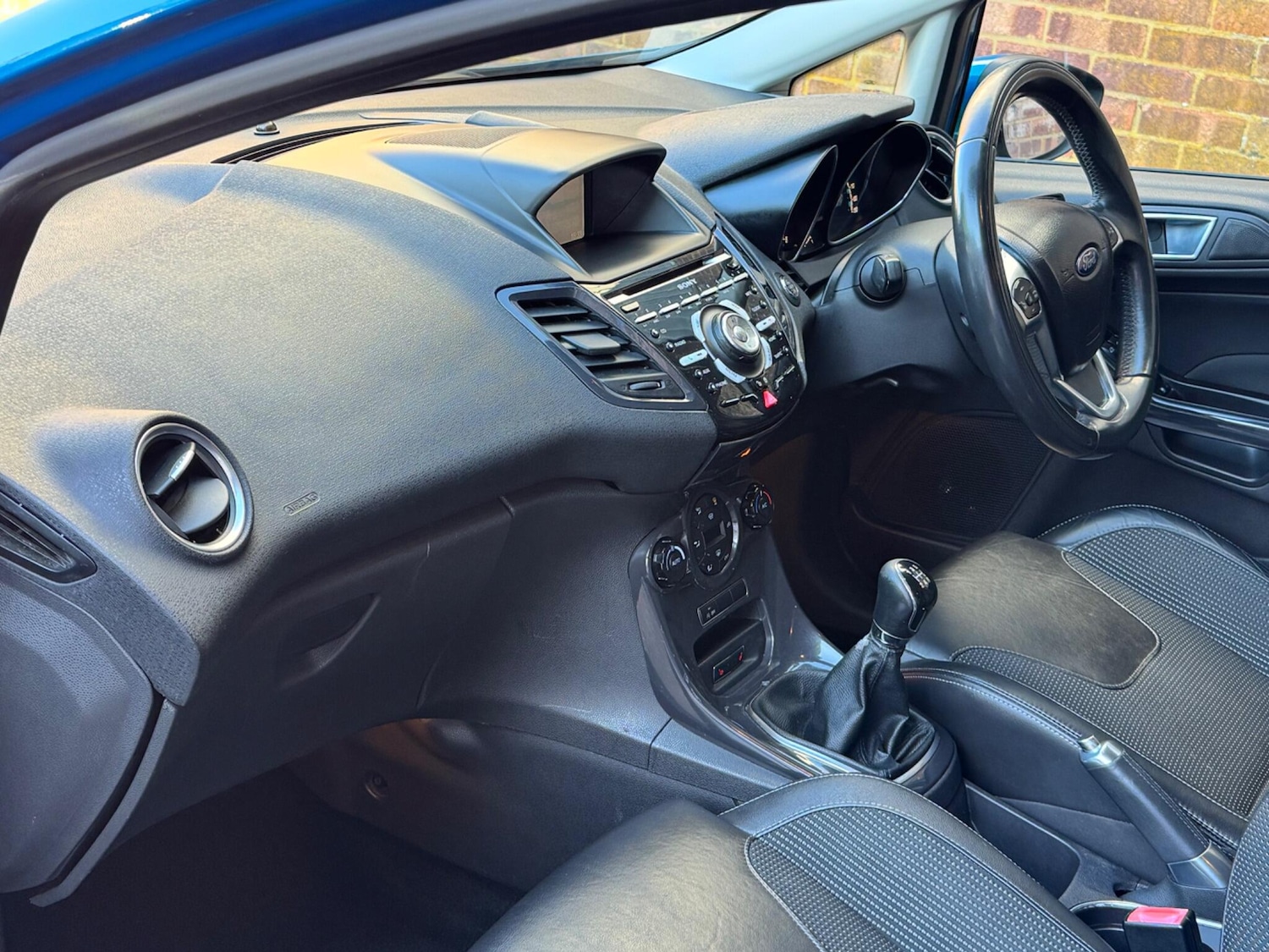 Used Ford Fiesta 2013 for sale - 76742339: Photo 25