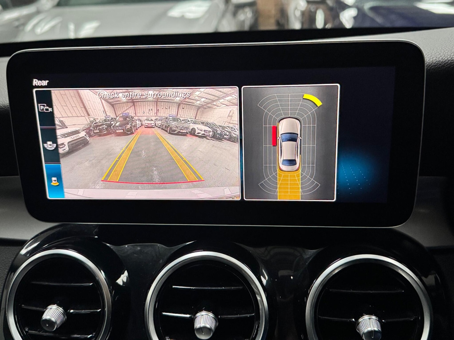 Used Mercedes-Benz C Class 2019 for sale - 76701908: Photo 26