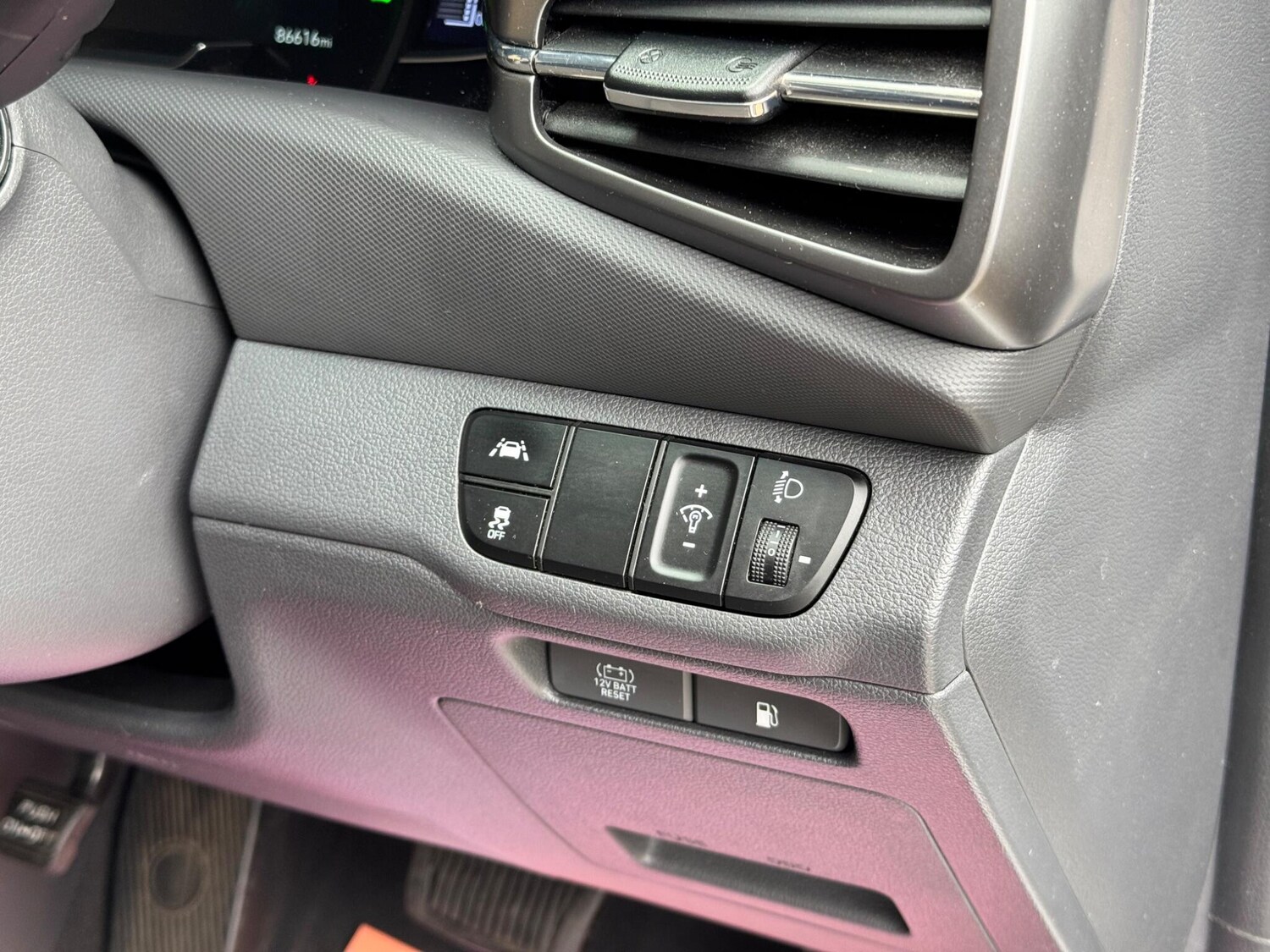 Used Hyundai IONIQ 2020 for sale - 76326501: Photo 38