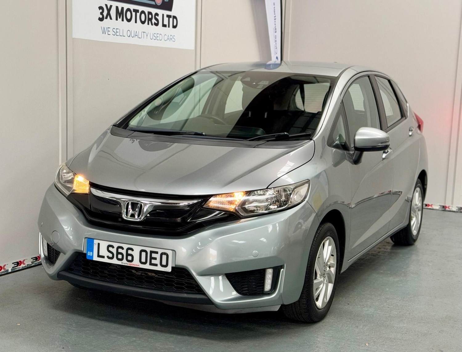 Used Honda Jazz 2016 for sale - 76326699: Photo 2