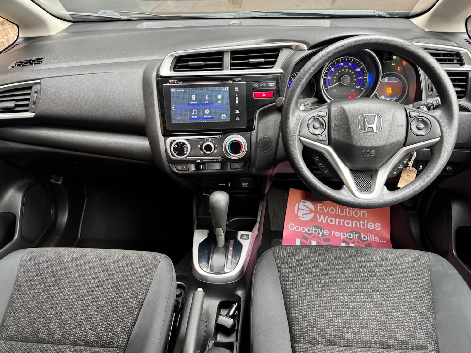 Used Honda Jazz 2016 for sale - 76326699: Photo 23