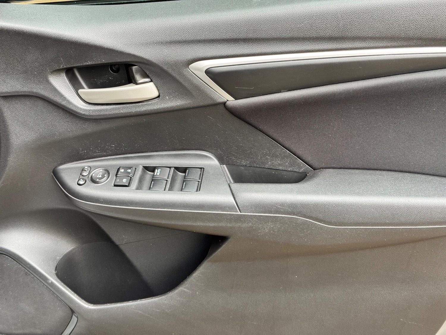 Used Honda Jazz 2016 for sale - 76326699: Photo 36