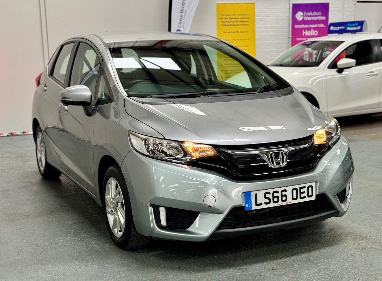 Used Honda Jazz 2016 for sale - 76326699: Photo 4