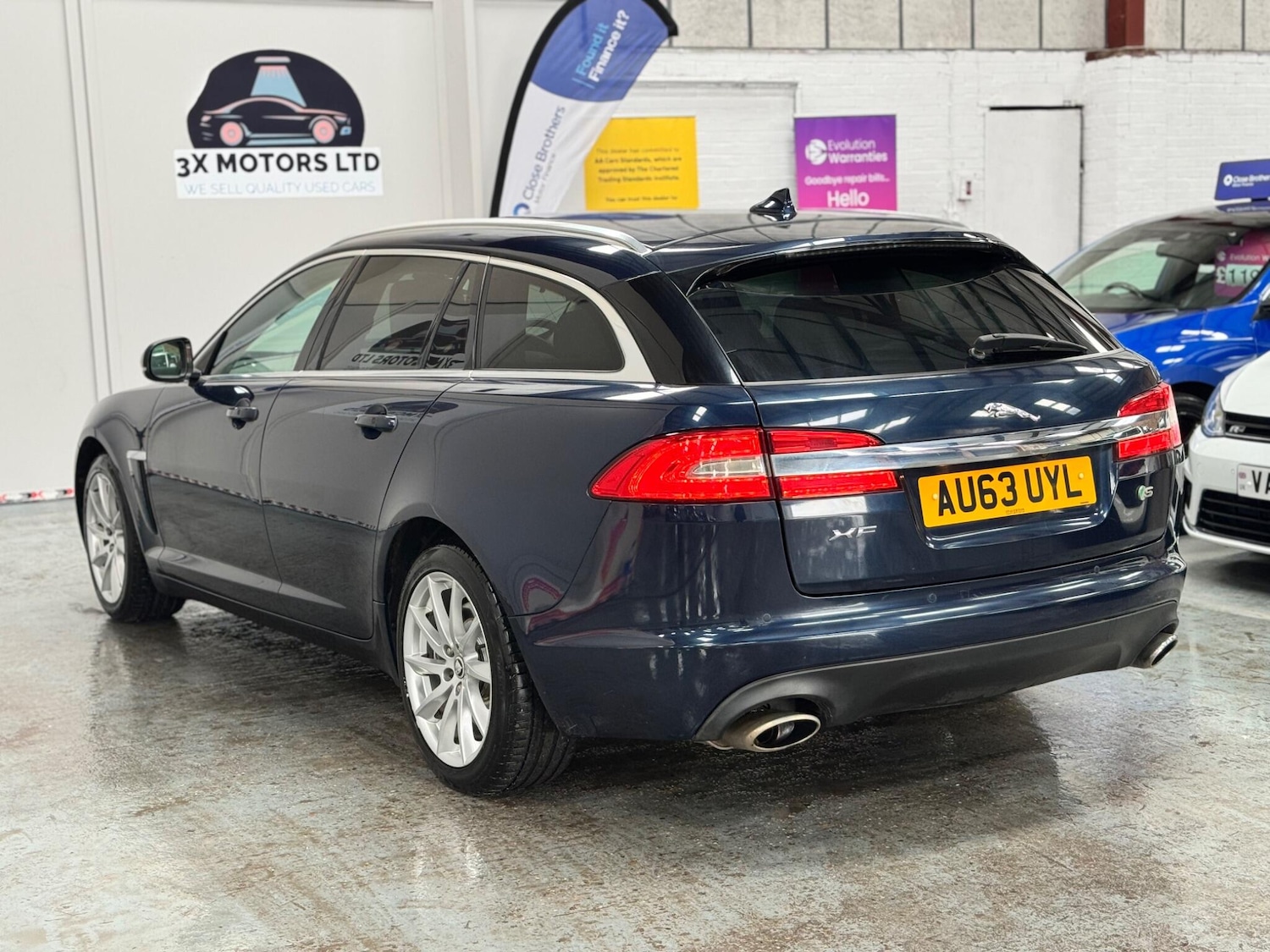 Used Jaguar XF 2013 for sale - 77625638: Photo 10