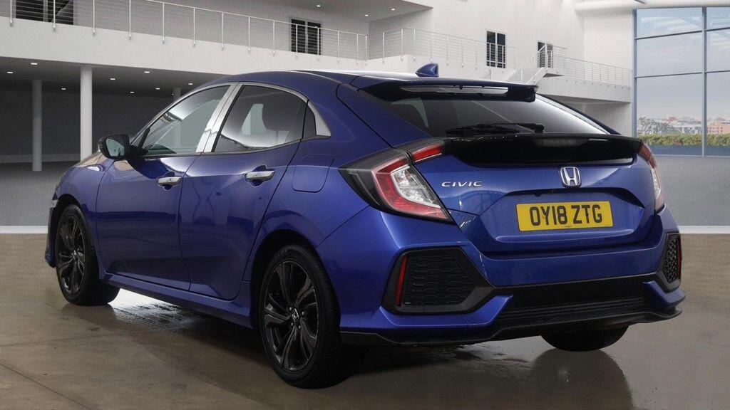 Used Honda Civic 2018 for sale - 77549823: Photo 3