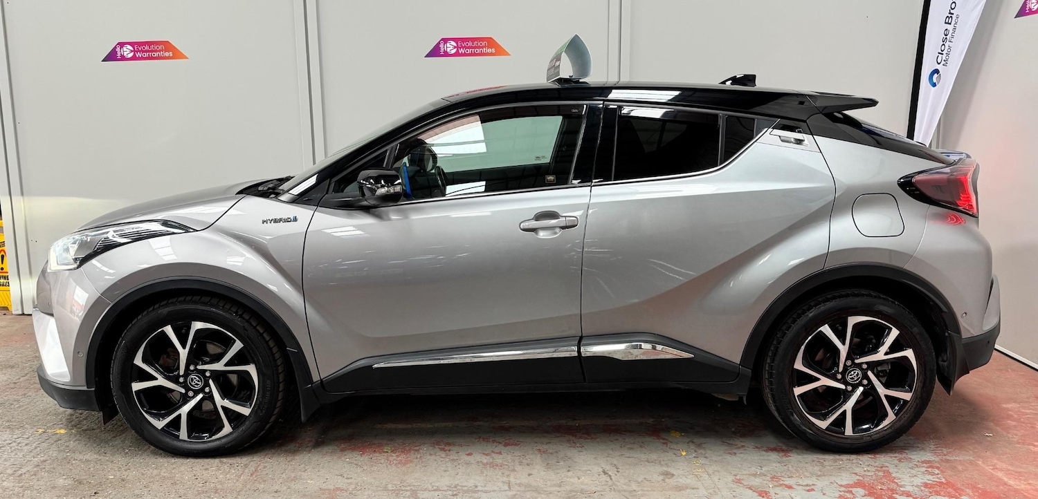Used Toyota C-HR 2017 for sale - 76325999: Photo 20