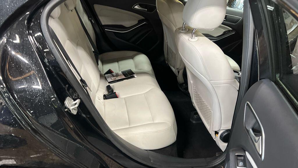 Used Mercedes-Benz A-Class for sale - 76728549: Photo 9