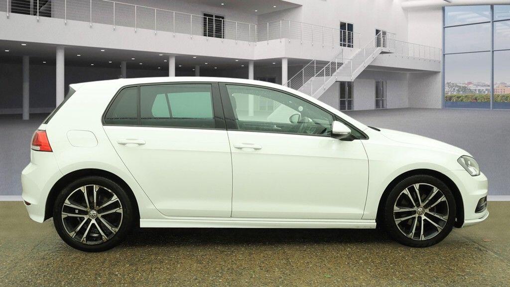 Used Volkswagen Golf 2016 for sale - 77175859: Photo 10