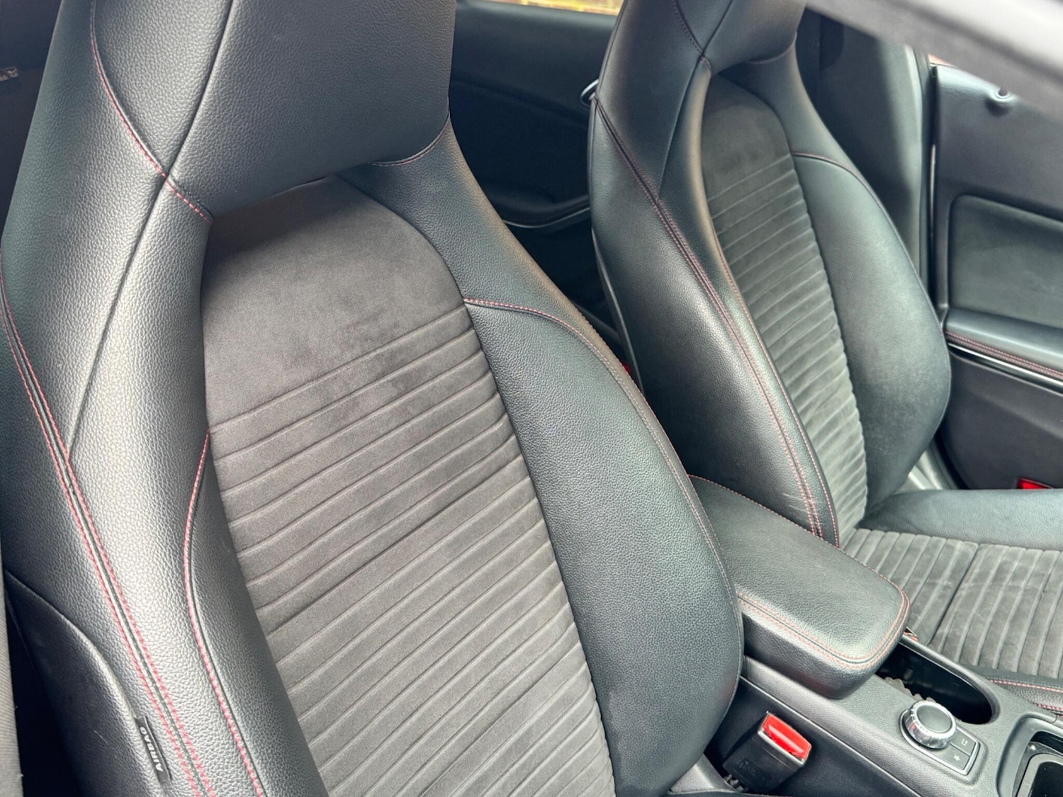 Used Mercedes-Benz CLA 2015 for sale - 77074853: Photo 35