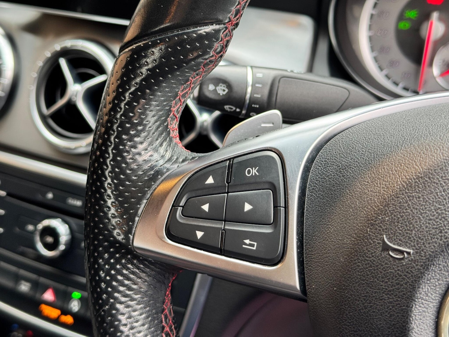 Used Mercedes-Benz CLA 2015 for sale - 77074853: Photo 40