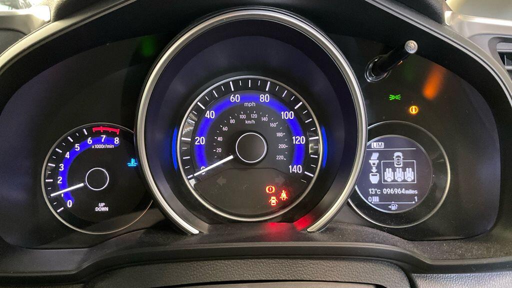 Used Honda Jazz 2017 for sale - 77016718: Photo 11