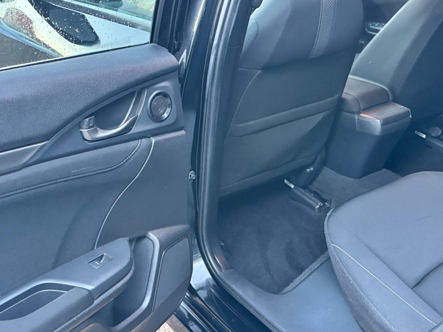 Used Honda Civic 2020 for sale - 76591983: Photo 39