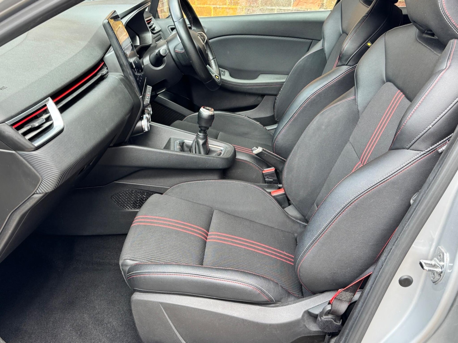 Used Renault Clio 2020 for sale - 76326307: Photo 6