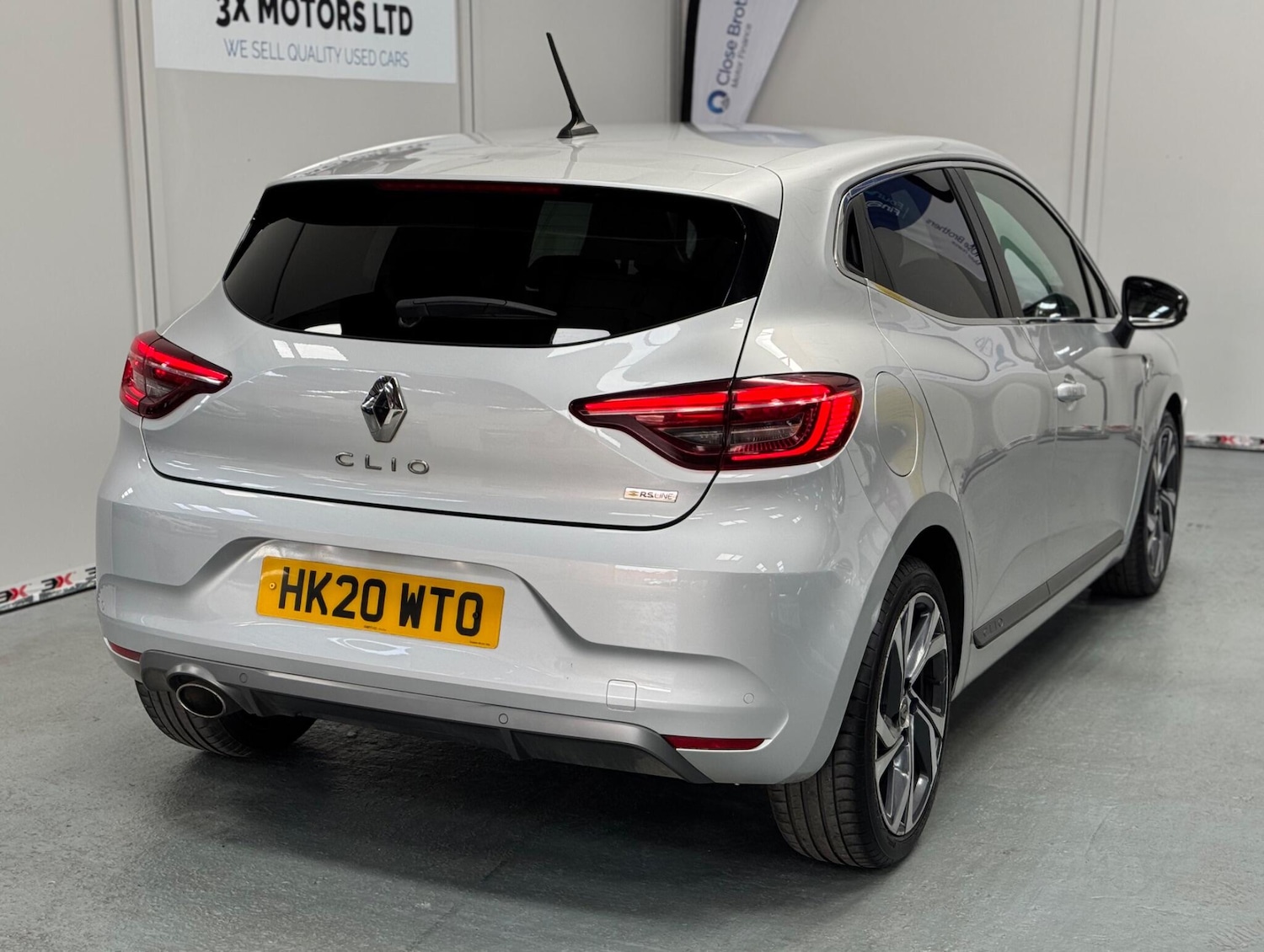 Used Renault Clio 2020 for sale - 76326307: Photo 9