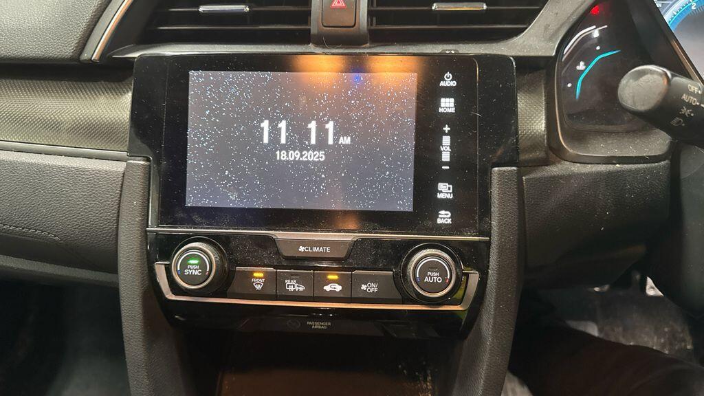 Used Honda Civic 2018 for sale - 76561941: Photo 12