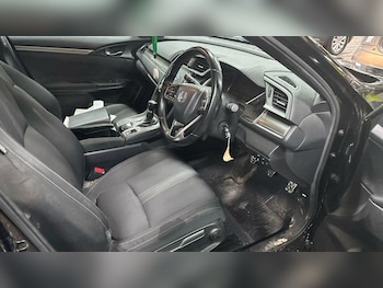 Used Honda Civic 2018 for sale - 76561941: Photo