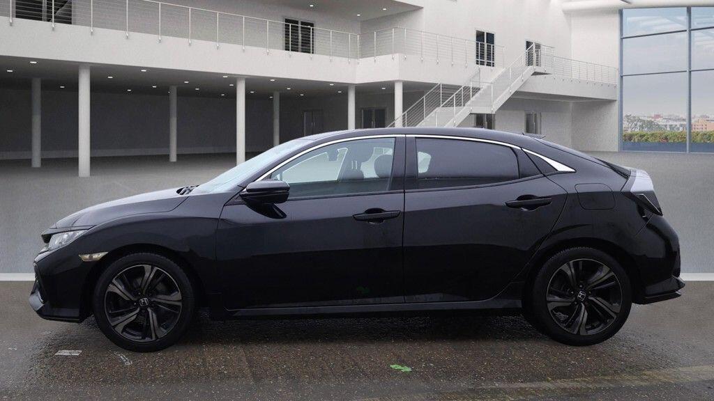 Used Honda Civic 2018 for sale - 76561941: Photo 8