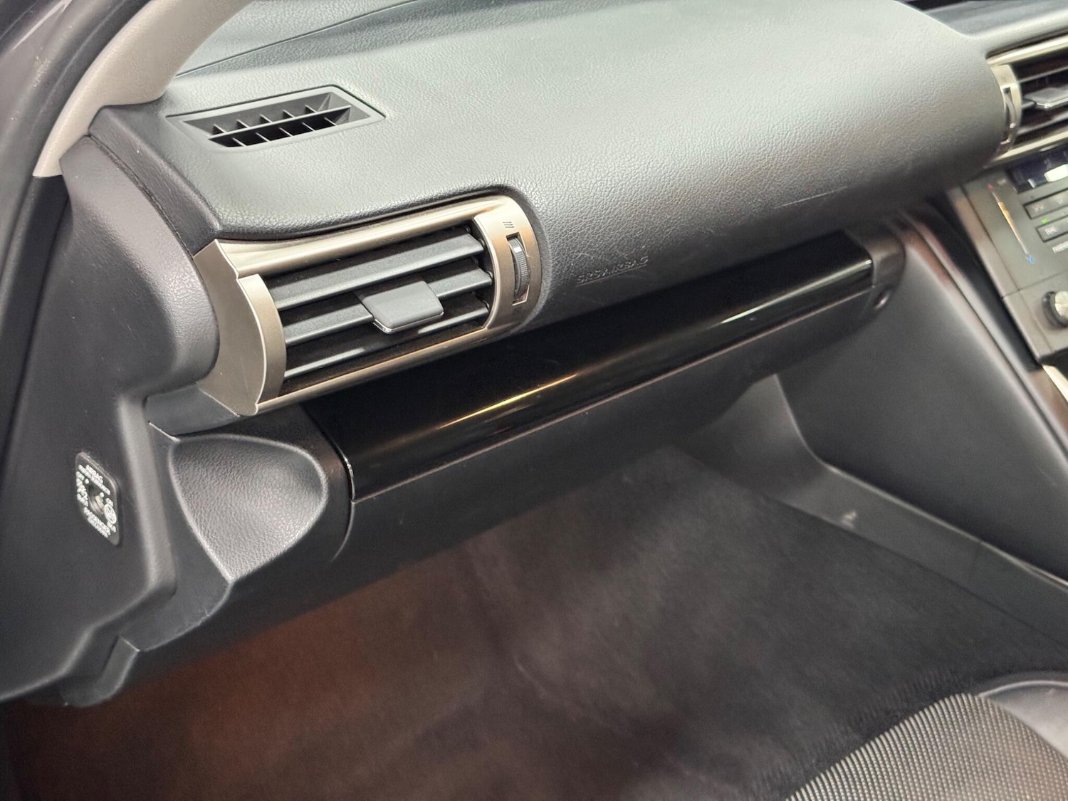 Used Lexus IS 2016 for sale - 76327260: Photo 26