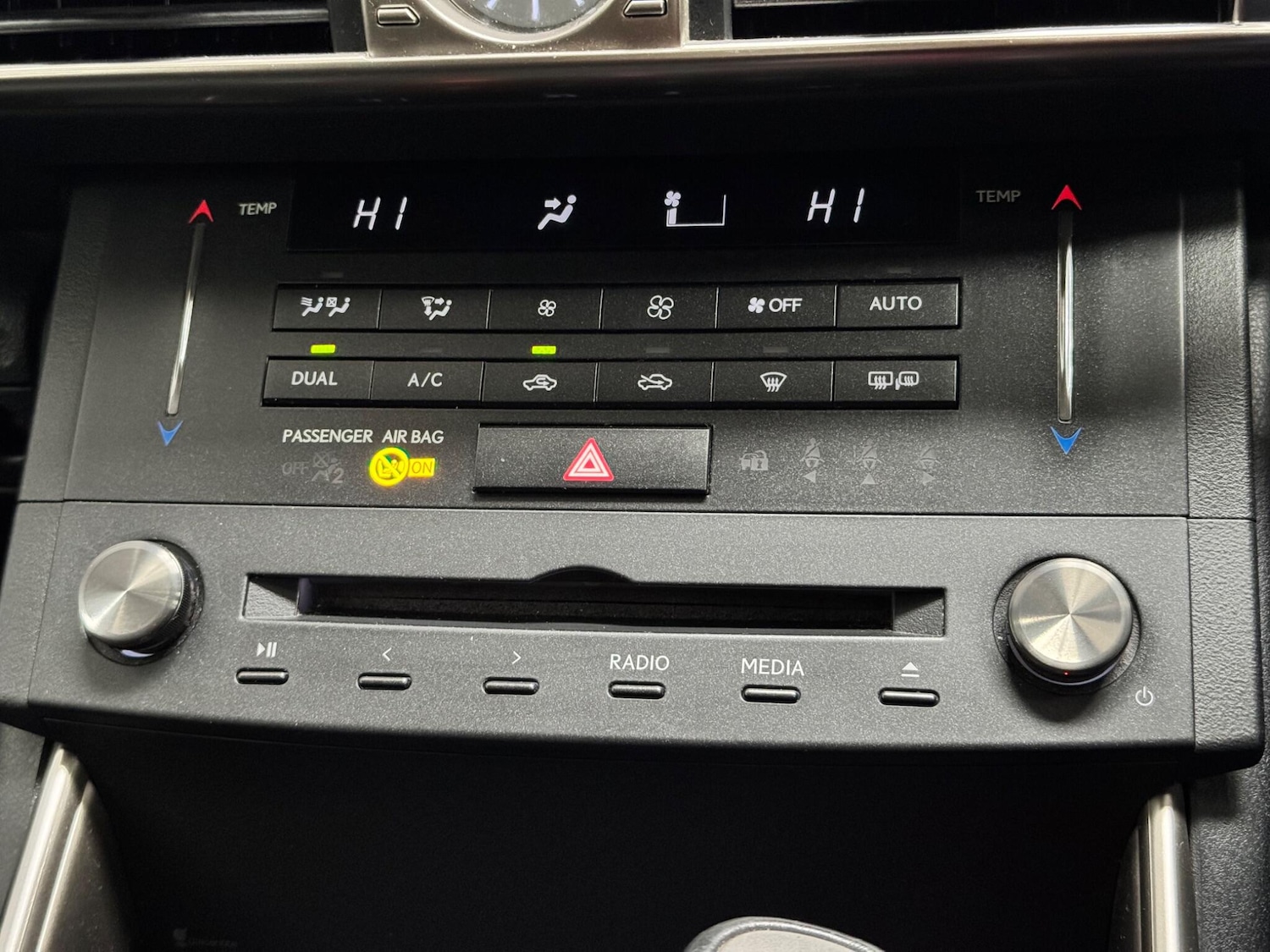 Used Lexus IS 2016 for sale - 76327260: Photo 37