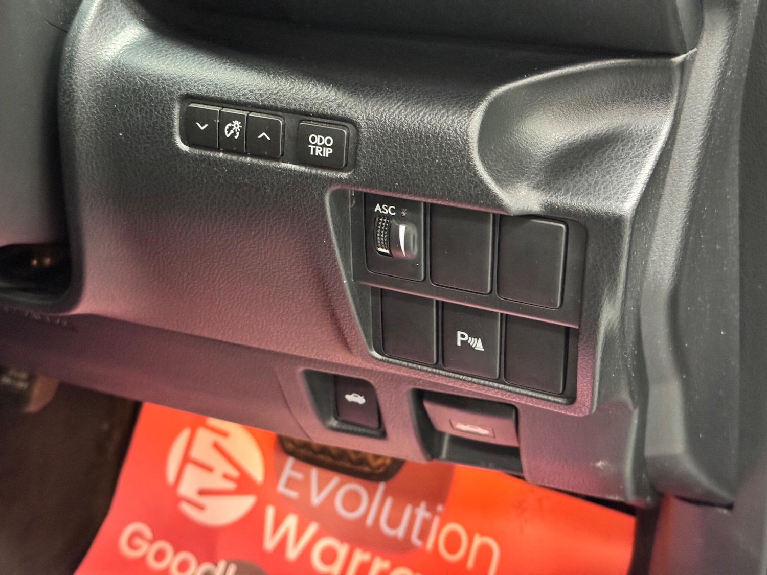 Used Lexus IS 2016 for sale - 76327260: Photo 40