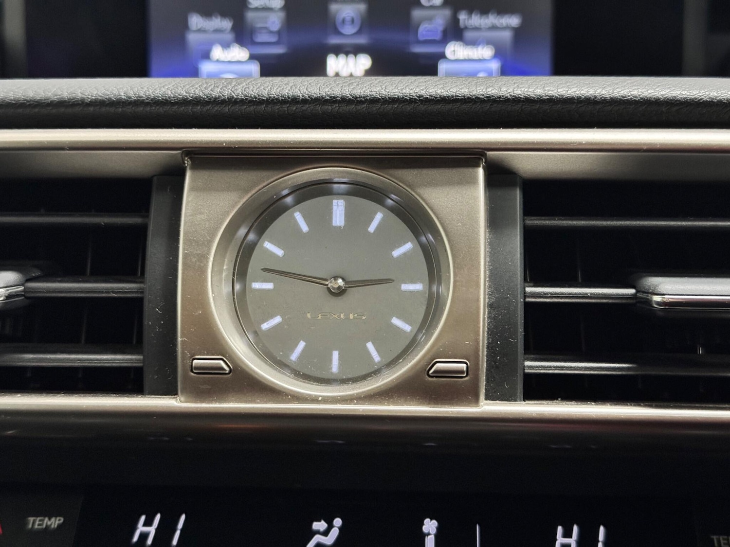 Used Lexus IS 2016 for sale - 76327260: Photo 44