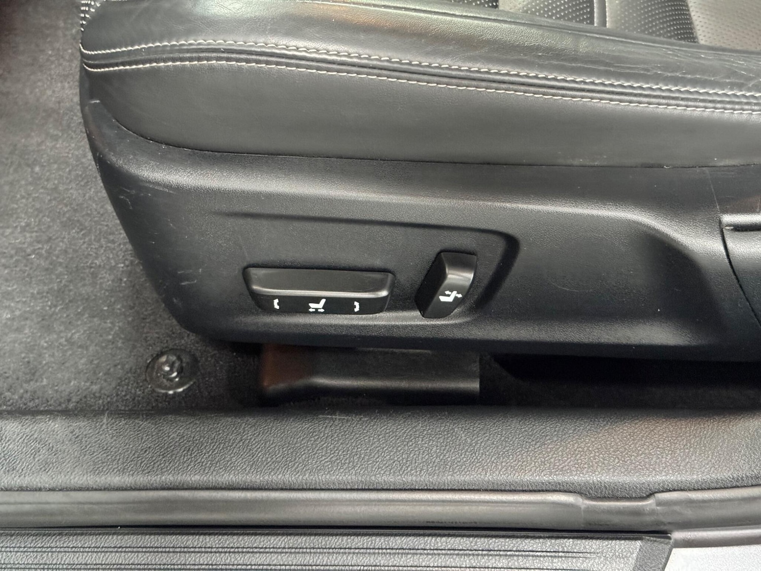 Used Lexus IS 2016 for sale - 76327260: Photo 45