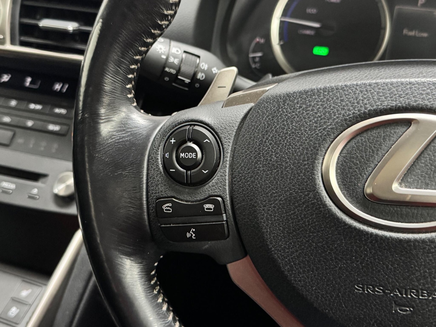 Used Lexus IS 2016 for sale - 76327260: Photo 51