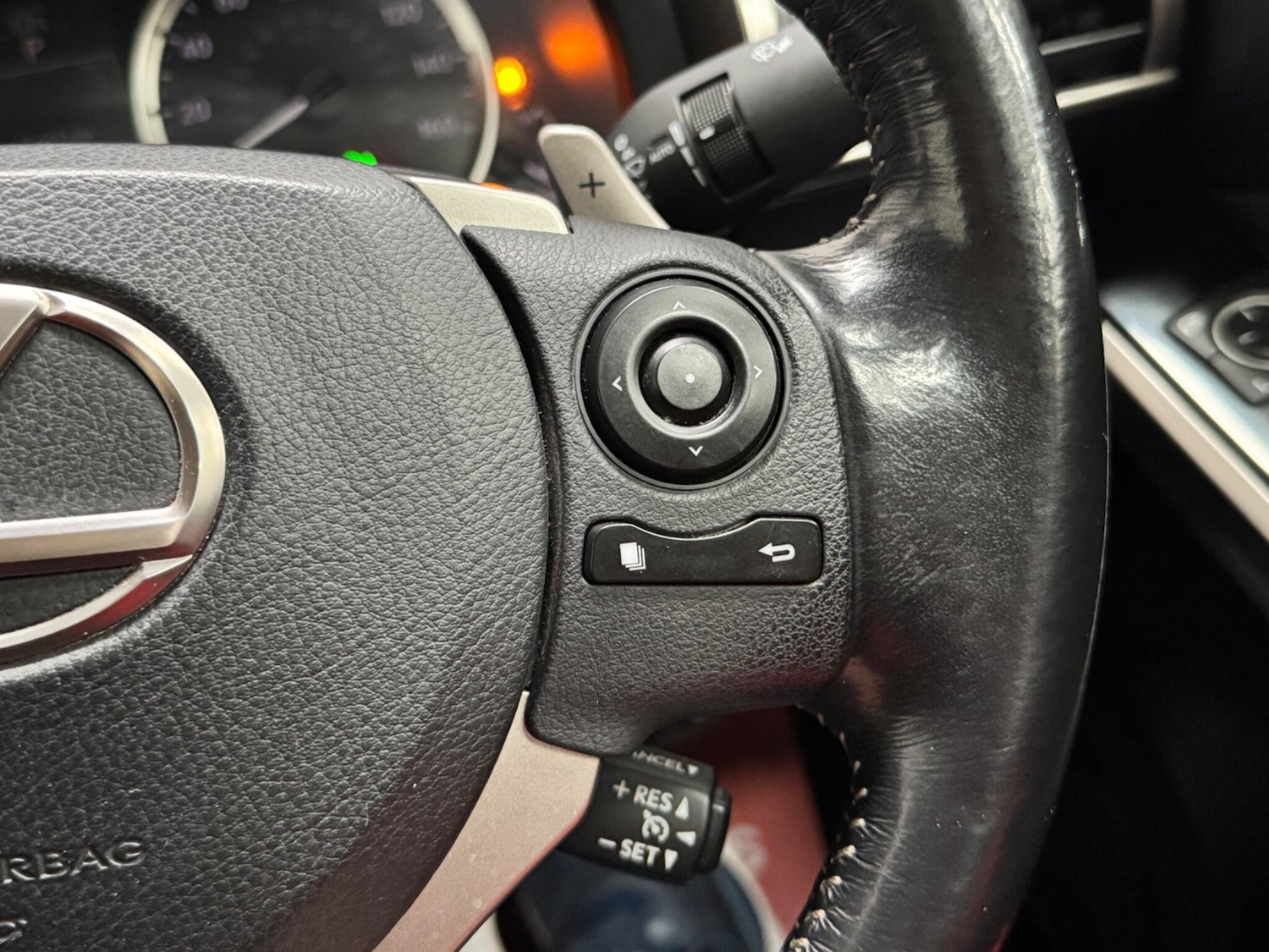 Used Lexus IS 2016 for sale - 76327260: Photo 52