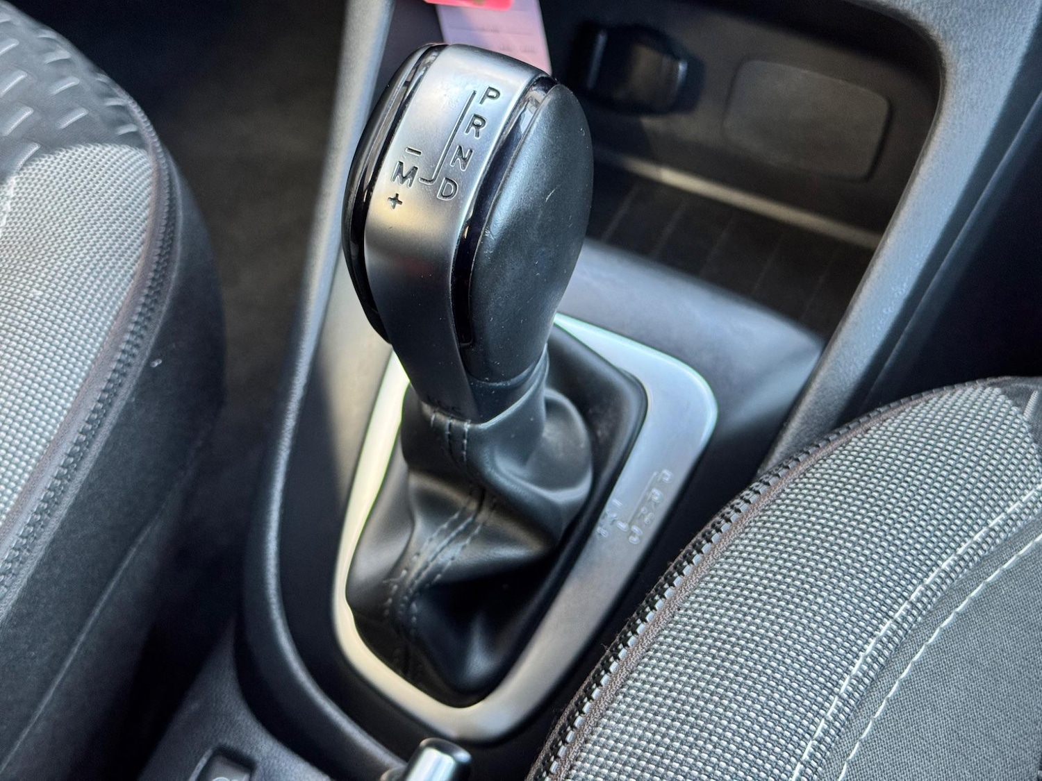 Used Renault Captur 2017 for sale - 76326471: Photo 33