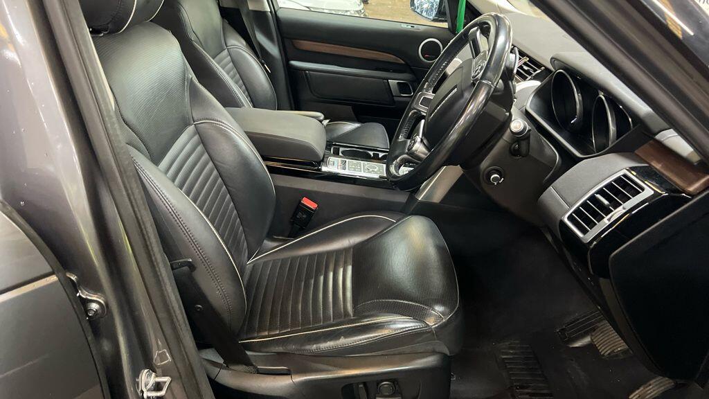 Used Land Rover Discovery 2017 for sale - 76377517: Photo 11
