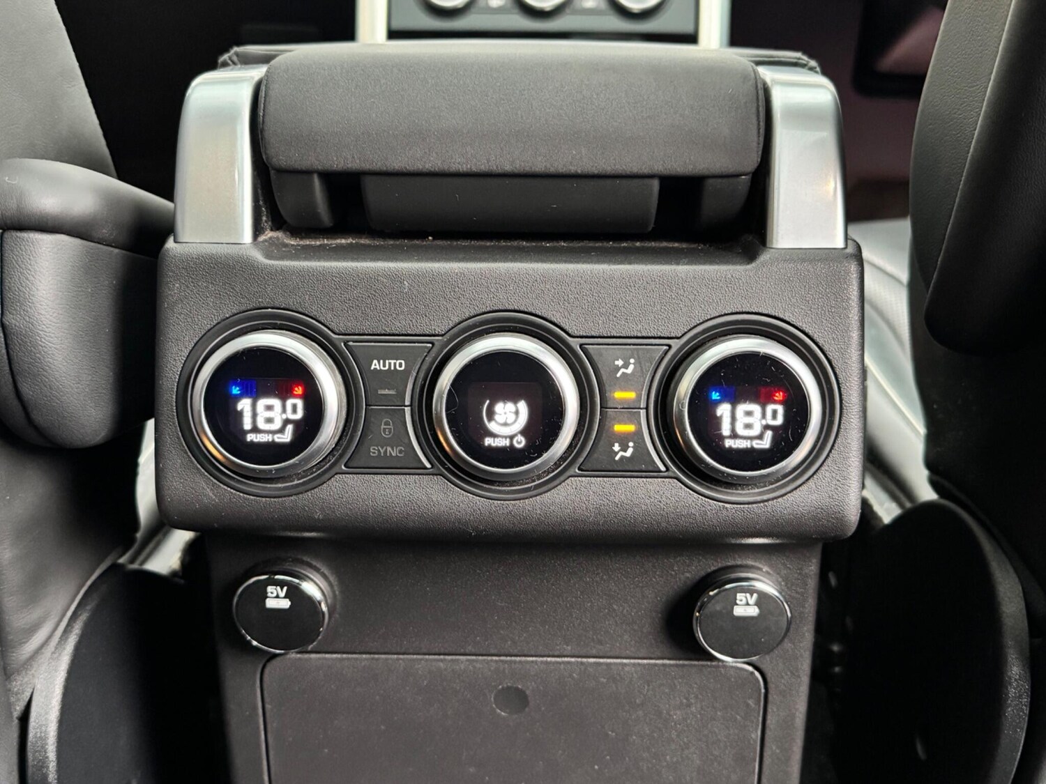 Used Land Rover Discovery 2017 for sale - 76377517: Photo 40