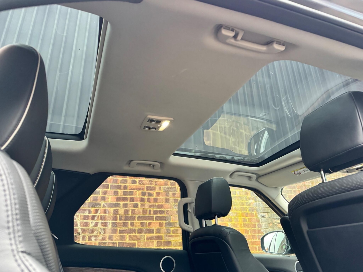 Used Land Rover Discovery 2017 for sale - 76377517: Photo 57