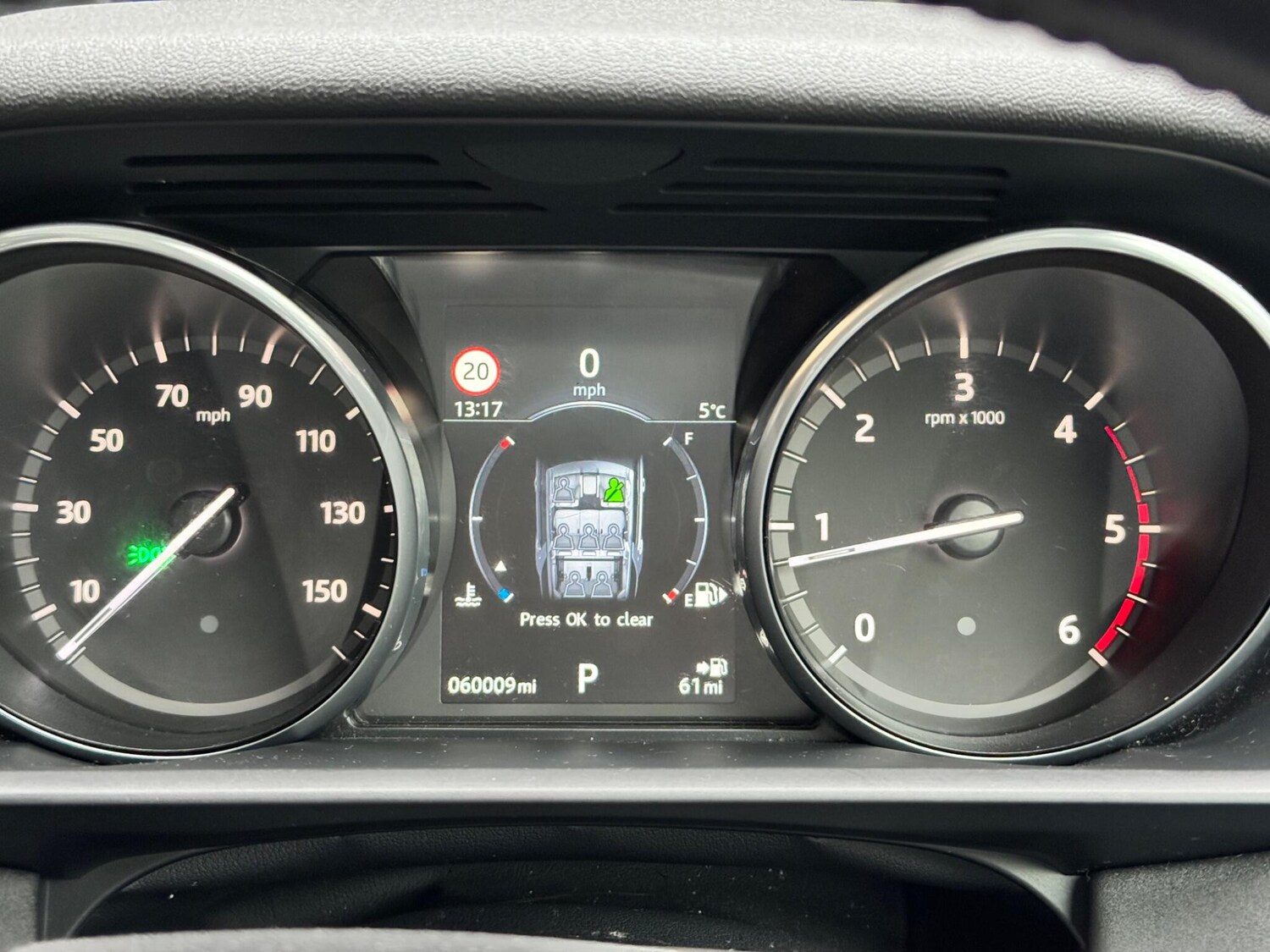 Used Land Rover Discovery 2017 for sale - 76377517: Photo 63