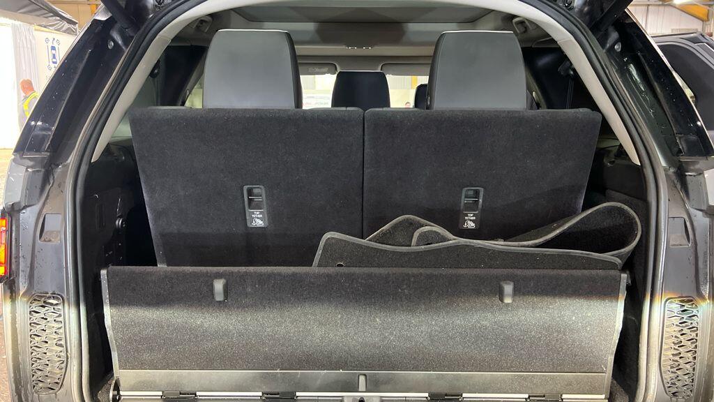 Used Land Rover Discovery 2017 for sale - 76377517: Photo 9