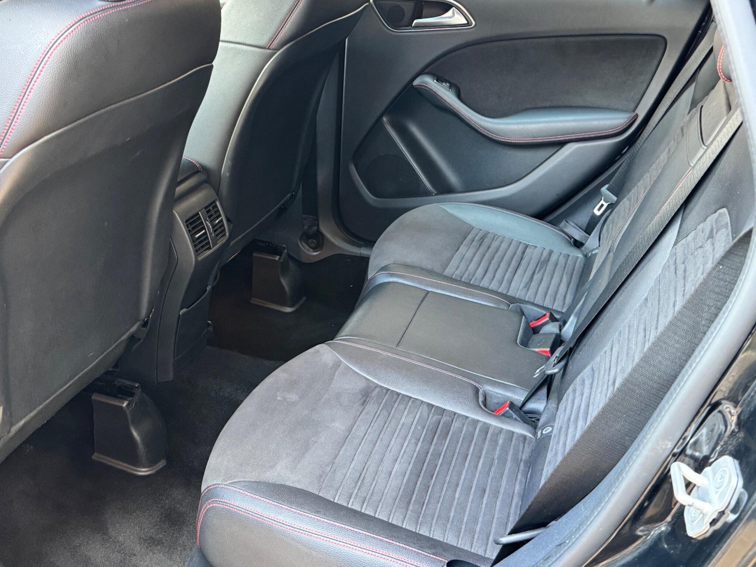 Used Mercedes-Benz B Class 2017 for sale - 76327162: Photo 13