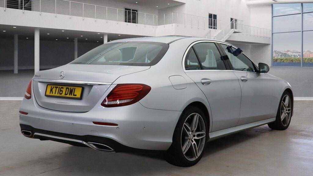 Used Mercedes-Benz E Class 2016 for sale - 76337669: Photo 6