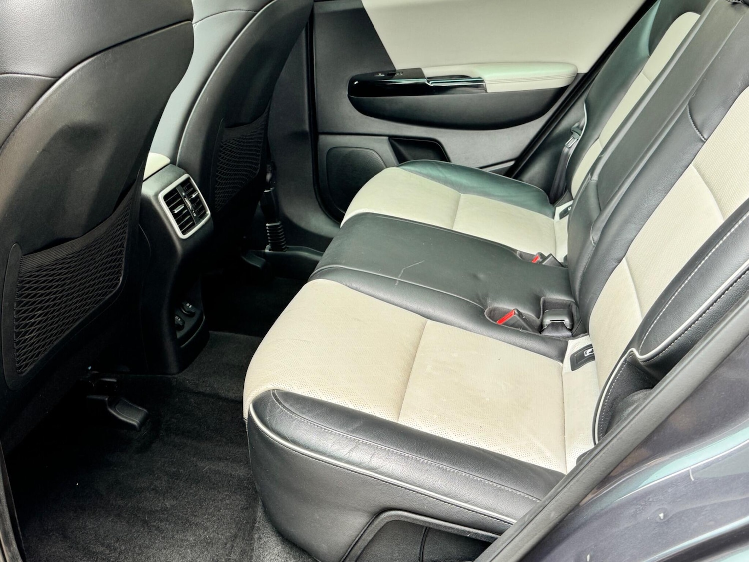 Used Kia Sportage 2017 for sale - 76327169: Photo 11