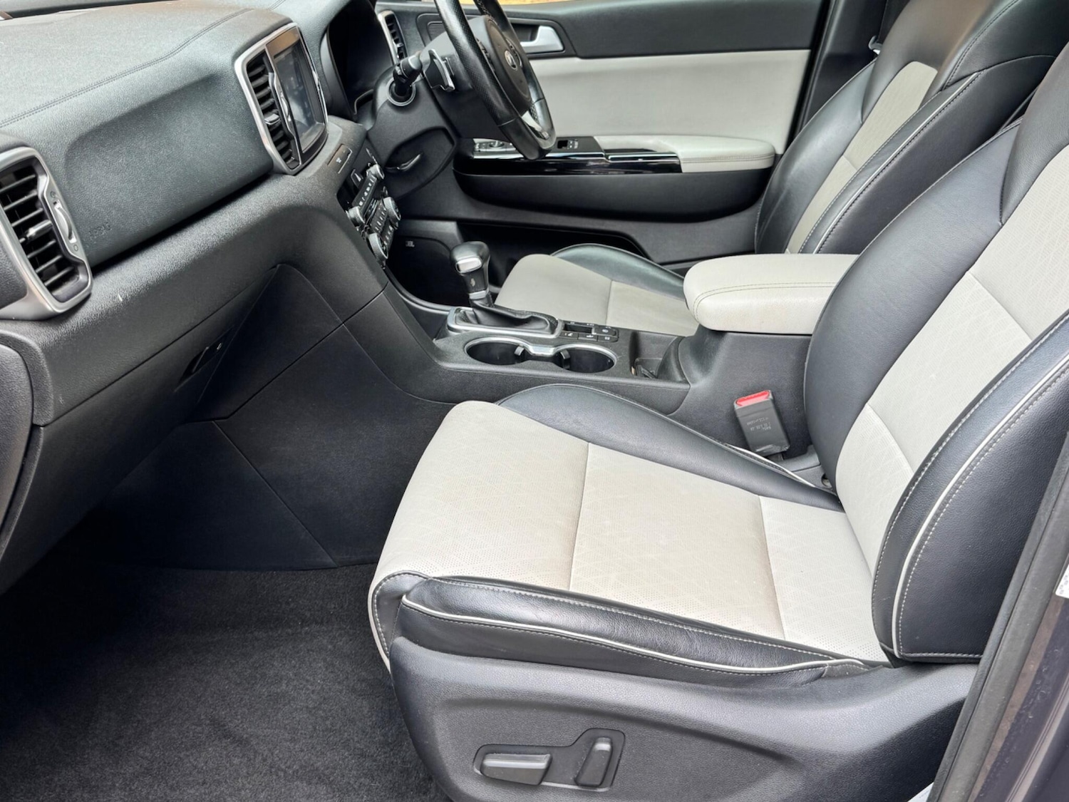 Used Kia Sportage 2017 for sale - 76327169: Photo 7